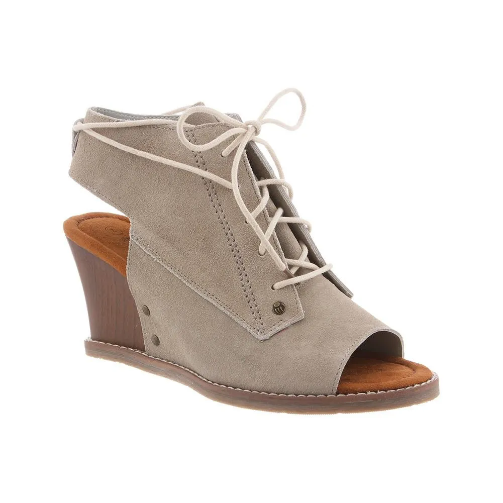 Aracelli Wedge Shooties by Bearpaw