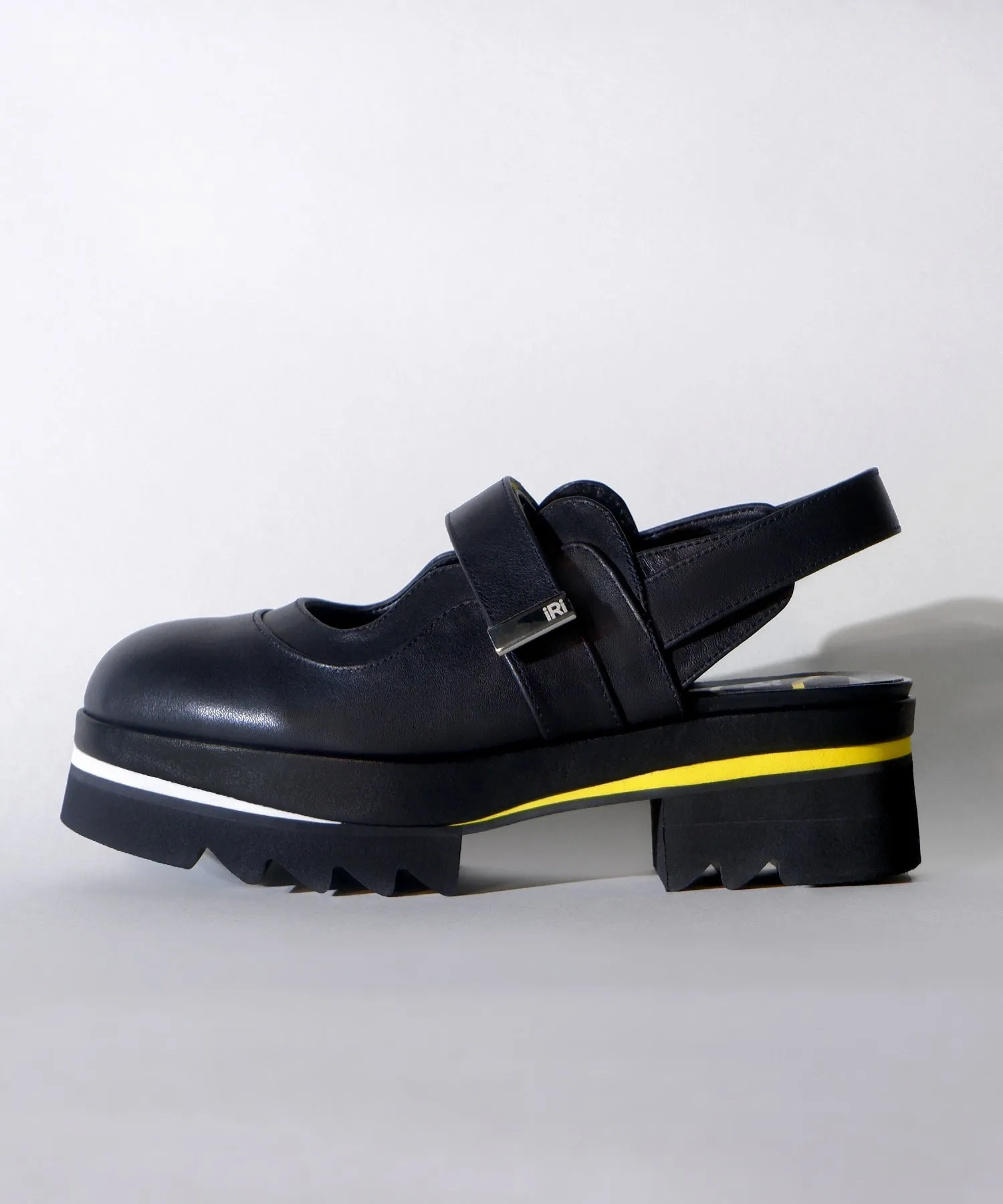 Daany Black Leather Sandal