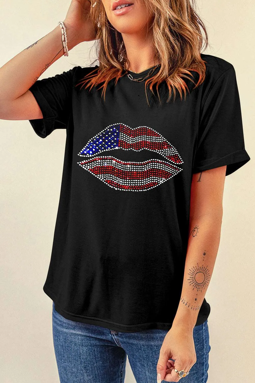 Flag Day Rhinestone Lip Shape Graphic T-Shirt: Sparkle, Sass, and Patriotic AF 💋🇺🇸✨