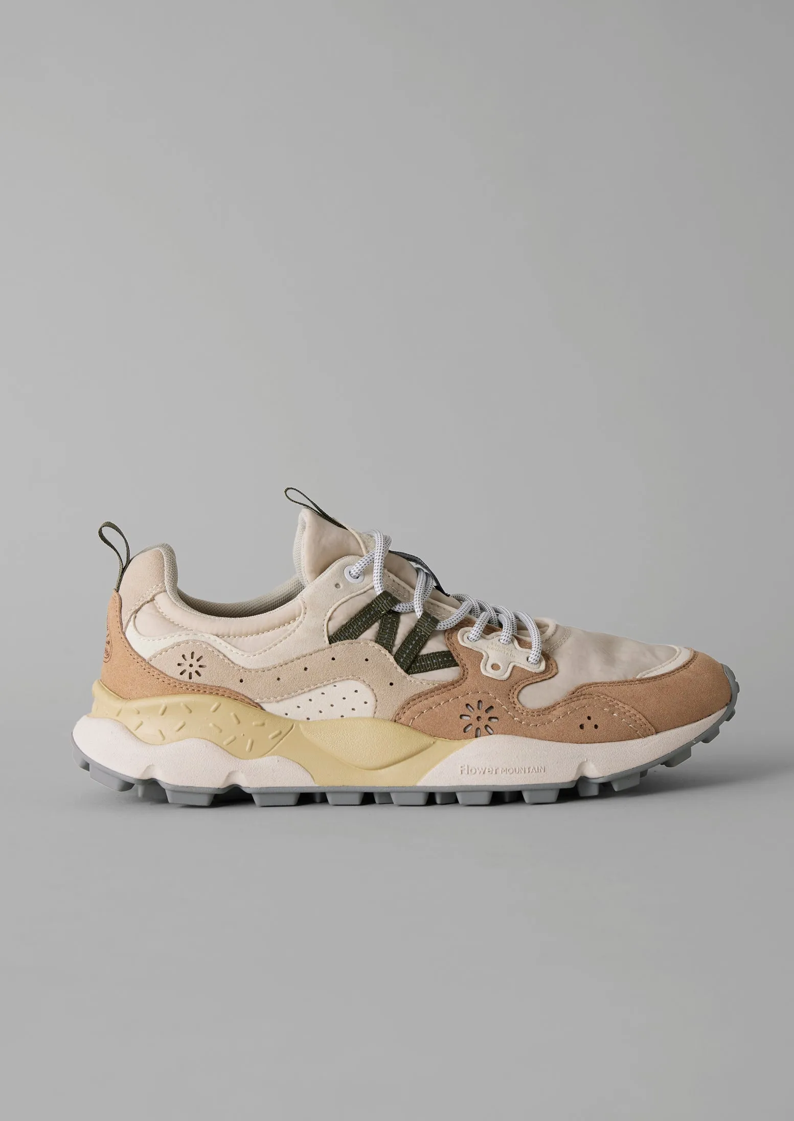 Flower Mountain Yamano Kaiso Trainers | Ecru/Beige