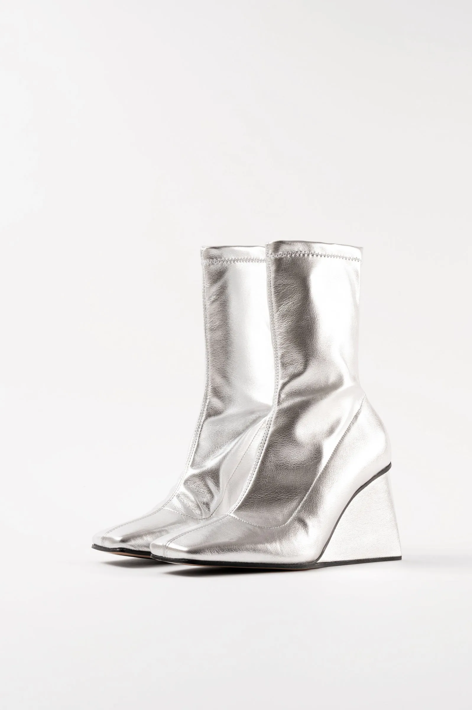 Hanna - Silver Stretch Faux Leather Ankle Boots