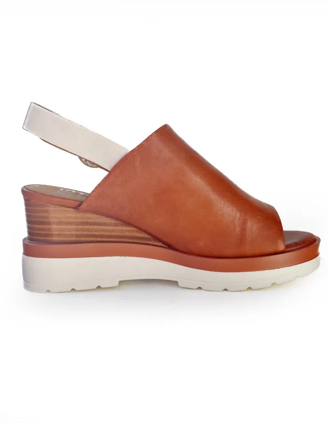 Jara Wedges Brandy Leather