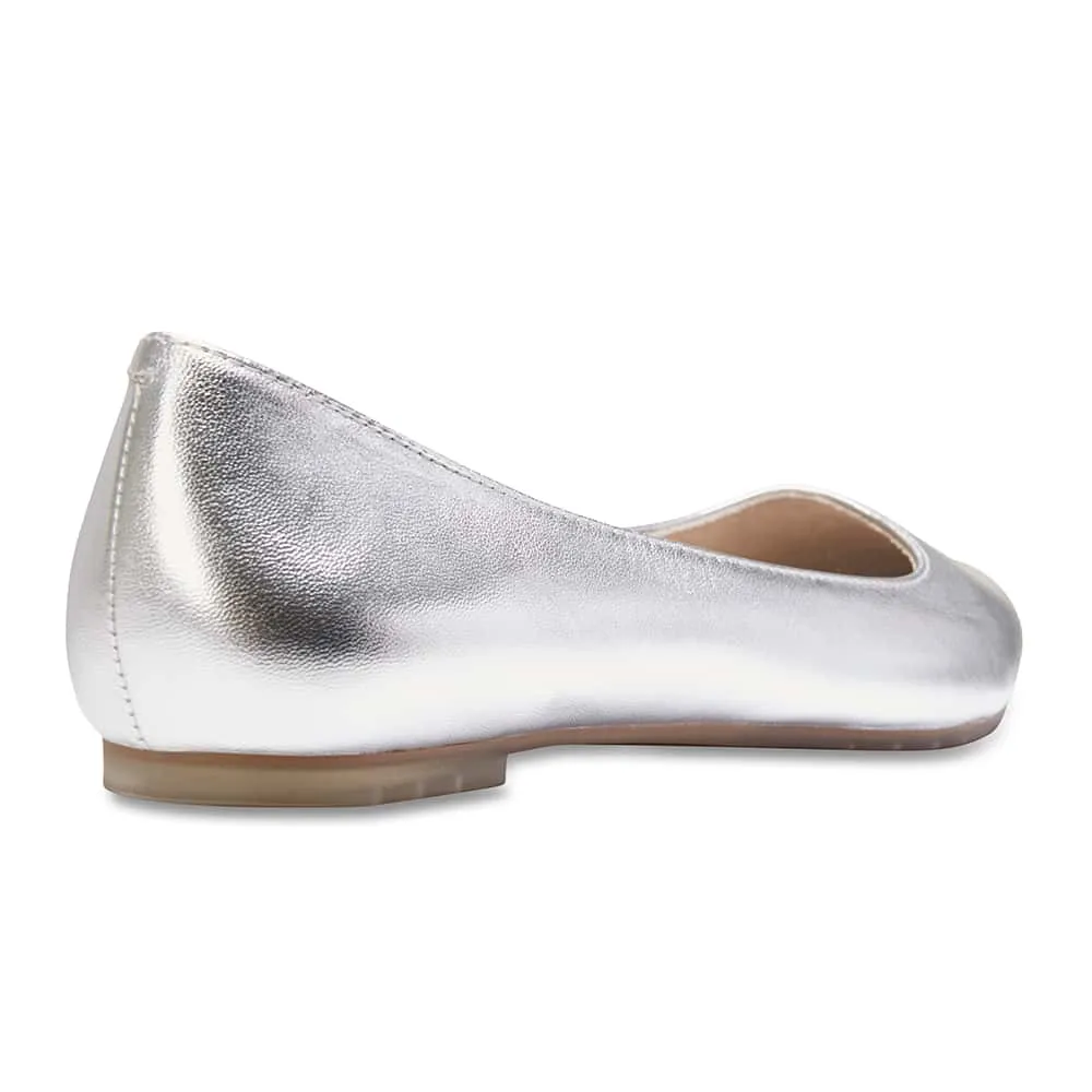 Lucia Flat in Silver Metallic Leather