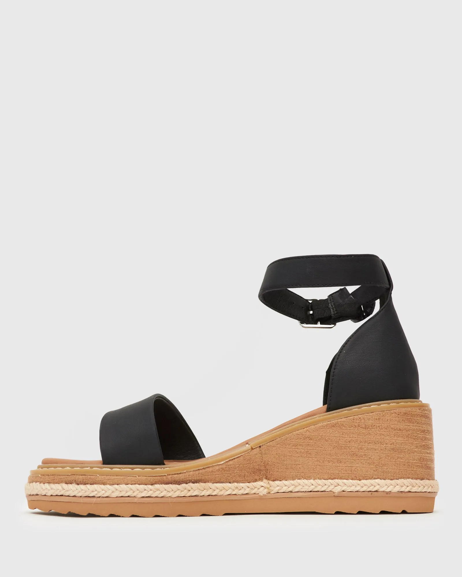 QUEENIE Vegan Wedge Sandals