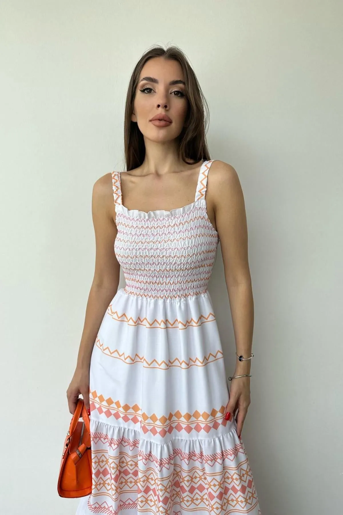 Sleeveless Avanti Milano Pastel European Dress