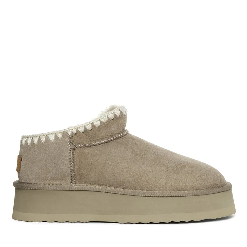 UGG Mini Myles Platform Boots